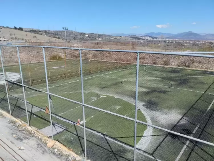 Σχόλιο του Παναγιώτη Αβραμίδη για γήπεδο 5χ5 της Κοζάνης Σχόλιο του Παναγιώτη Αβραμίδη για γήπεδο 5χ5 της Κοζάνης