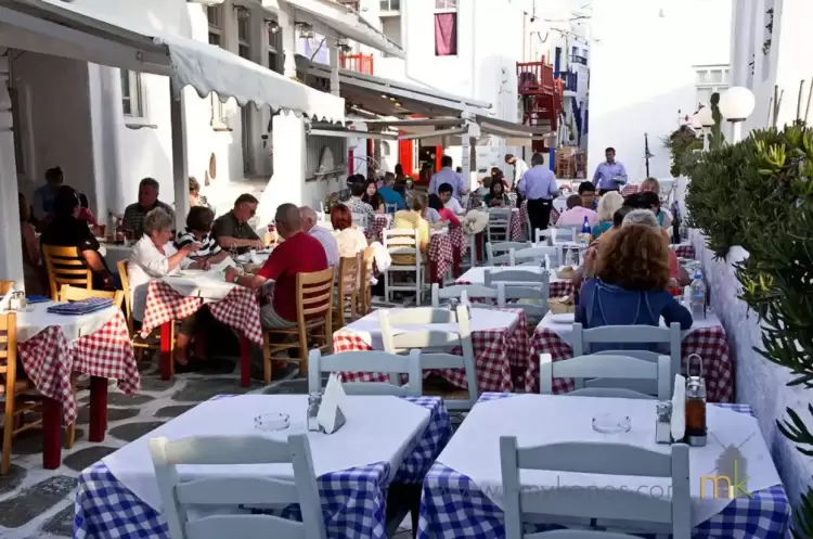 Σε φοροελεγκτικό κλοιό η εστίαση: Πώς θα καταπολεμήσουν τα «πονηρά» λογισμικά, Pos και στα Delivery