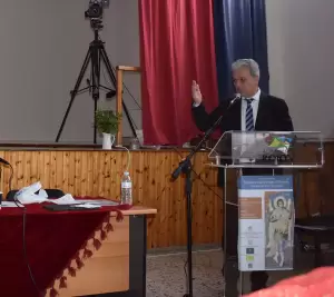 Επιστημονική ημερίδα «Ζωγράφοι της Εράτυρας (Σέλιτσας): Από τον 18ο στον 19ο αιώνα» Επιστημονική ημερίδα «Ζωγράφοι της Εράτυρας (Σέλιτσας): Από τον 18ο στον 19ο αιώνα»