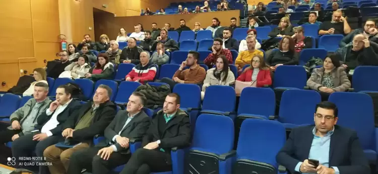 Μεγάλη και ενεργή συμμετοχή του κόσμου σε θέματα αιχμής του αγροδιατροφικού τομέα Μεγάλη και ενεργή συμμετοχή του κόσμου σε θέματα αιχμής του αγροδιατροφικού τομέα