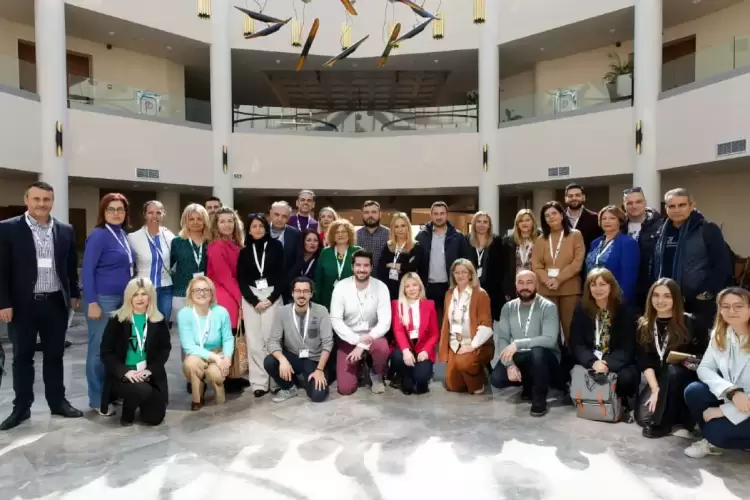 Ο Δήμος Κοζάνης στην «Europe Goes Local-Supporting Youth Work at the Municipal Level» Ο Δήμος Κοζάνης στην «europe Goes Local Supporting Youth Work At The Municipal Level»