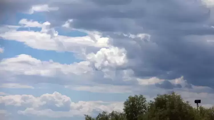 Ο Καιρός σήμερα: Γενικά καλός με τοπικές συννεφιές Ο Καιρός σήμερα: Γενικά καλός με τοπικές συννεφιές