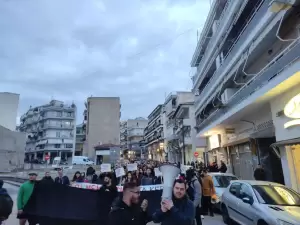 Οι Φοιτητικοί Σύλλογοι Κοζάνης κάλεσαν τον κόσμο σε κινητοποίηση στην κεντρική πλατεία της πόλης Οι Φοιτητικοί Σύλλογοι Κοζάνης κάλεσαν τον κόσμο σε κινητοποίηση στην κεντρική πλατεία της πόλης