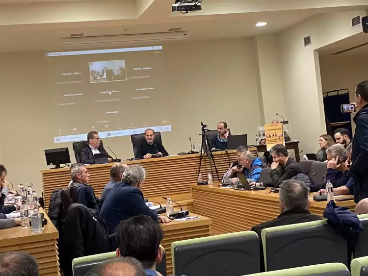 Ψηφίστηκε ο νέος κανονισμός Διαχείρισης Κοινοχρήστων Χώρων του Δήμου Κοζάνης Ψηφίστηκε ο νέος κανονισμός Διαχείρισης Κοινοχρήστων Χώρων του Δήμου Κοζάνης