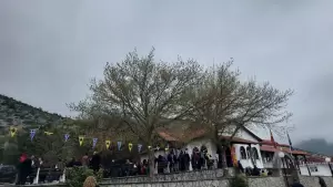 Iερός Ναός Αγίου Ραφαήλ στον Άγιο Χαράλαμπο: Εορτασμός και αυγομαχίες 