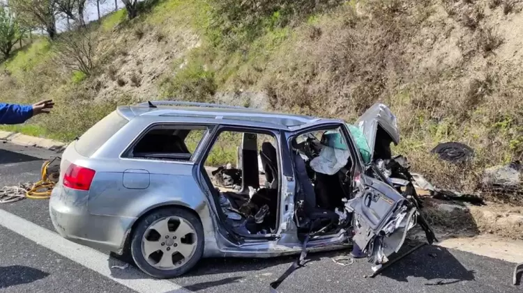 Αλεξανδρούπολη: Σοκαριστικό τροχαίο στην Εγνατία με νεκρούς και τραυματίες, όχημα με μετανάστες εμβόλισε ΙΧ Αλεξανδρούπολη: Σοκαριστικό τροχαίο στην Εγνατία με νεκρούς και τραυματίες, όχημα με μετανάστες εμβόλισε ΙΧ