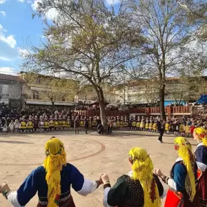 Έφη Μιχελάκη:  «Οι Λαζαρίνες προμηνύουν τον ερχομό της άνοιξης»