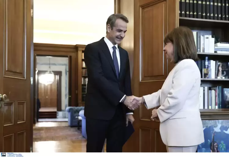Εκλογές 2023: Στο Προεδρικό Μέγαρο ο Κυριάκος Μητσοτάκης για τη συνάντηση με τη Σακελλαροπούλου