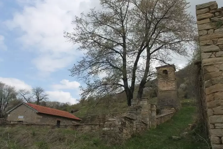 Ο ΕΟΣ Κοζάνης οργανώνει την Κυριακή 9 Απριλίου ορειβατική διάσχιση: Νυμφαίο – Δροσοπηγή