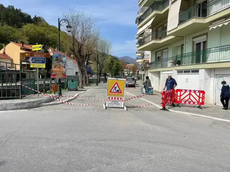 Εργασίες αποκατάστασης κυβόλιθων στην Λεωφόρο Μητροπολίτη Αυγουστίνου Καντιώτη Εργασίες αποκατάστασης κυβόλιθων στην Λεωφόρο Μητροπολίτη Αυγουστίνου Καντιώτη