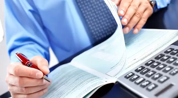 Φορολογικές δηλώσεις: Πώς εκδίδουν ΑΦΜ και κλειδάριθμο οι 18άρηδες