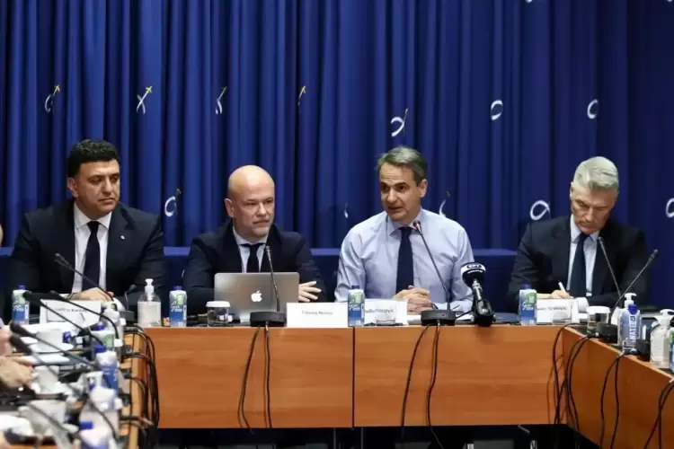 Φροντίδα για τους εργαζόμενους στον τουρισμό προανήγγειλε ο Κυριάκος Μητσοτάκης