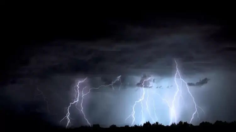 Κακοκαιρία ILINA: Νέο έκτακτο δελτίο επιδείνωσης καιρού - Ποιες περιοχές θα πλήξει μέχρι το βράδυ της Τρίτης Κακοκαιρία Ilina: Νέο έκτακτο δελτίο επιδείνωσης καιρού – Ποιες περιοχές θα πλήξει μέχρι το βράδυ της Τρίτης