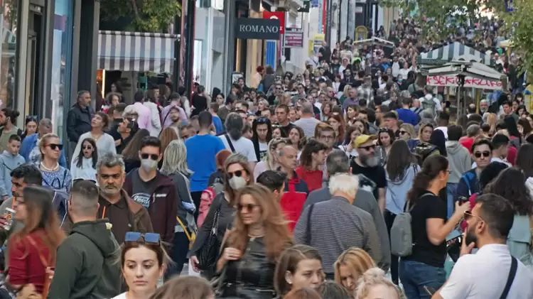 Κορονοϊός: 47 νεκροί και 65 διασωληνωμένοι την τελευταία εβδομάδα – Αυξήθηκαν τα κρούσματα της γρίπης