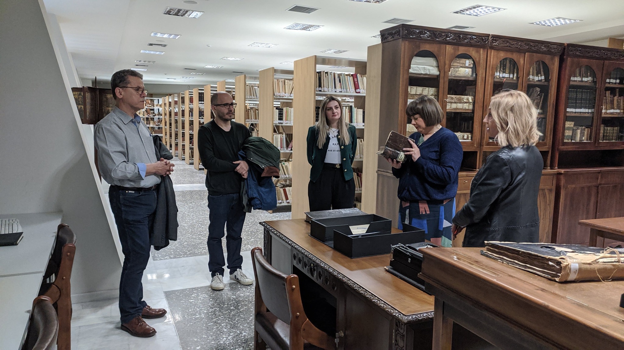 Κοζάνη: Την Κοβεντάρειο Δημοτική Βιβλιοθήκη Επισκέφθηκε Η Principal Manager Της Ebrd