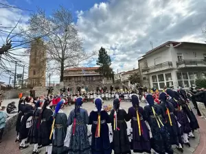 Λουκάς Ζαρογιάννης: «Οι Λαζαρίνες προμηνύουν την Άνοιξη και την Αναγέννηση της φύσης»