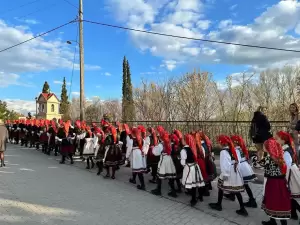 Λουκάς Ζαρογιάννης: «Οι Λαζαρίνες προμηνύουν την Άνοιξη και την Αναγέννηση της φύσης»