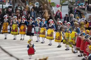 «Ολική επαναφορά» στις Λαζαρίνες