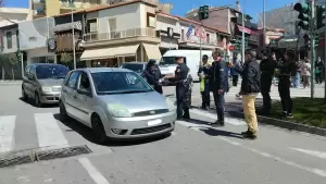 Η Τροχαία Κοζάνης στους δρόμους: το Πάσχα τσουγκρίζουμε στο σπίτι και όχι στο δρόμο…