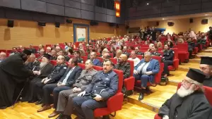 Φλώρινα: Η αστυνομία τίμησε τη μητέρα Φλώρινα: Η αστυνομία τίμησε τη μητέρα