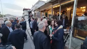 Καλλιόπη Βέττα: Η συγκέντρωση στην Κοζάνη επιβεβαιώνει ότι η εκλογική νίκη για τον ΣΥΡΙΖΑ Π.Σ. είναι κοντά Καλλιόπη Βέττα: Η συγκέντρωση στην Κοζάνη επιβεβαιώνει ότι η εκλογική νίκη για τον ΣΥΡΙΖΑ Π.Σ. είναι κοντά