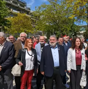 Καλλιόπη Βέττα: Τιμούμε τα θύματα της Ποντιακής Γενοκτονίας, θαυμάζουμε τα επιτεύγματα των απογόνων τους Καλλιόπη Βέττα: Τιμούμε τα θύματα της Ποντιακής Γενοκτονίας, θαυμάζουμε τα επιτεύγματα των απογόνων τους