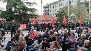 Κοζάνη: Ομιλία Λουίζα Ράζου – Το ποσοστό του ΚΚΕ θα είναι το μέγεθος που θα τους ταράξει