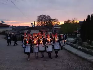Οι γυναίκες της Λευκοπηγής έπιασαν τον Μάη…