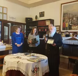 Οι Κασμιρτζήδις τίμησαν τους ευεργέτες τους…