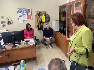 Η Παρασκευή Βρυζίδου στο Νότιο Πεδίο των ορυχείων της ΔΕΗ, στη ΔΙΑΔΥΜΑ, στην ΕΔΑΔΥΜ και σε τοπική επιχείρηση Η Παρασκευή Βρυζίδου στο Νότιο Πεδίο των ορυχείων της ΔΕΗ, στη ΔΙΑΔΥΜΑ, στην ΕΔΑΔΥΜ και σε τοπική επιχείρηση