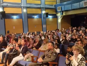 Πήραν άριστα οι μαθητές των σχολείων της Κοζάνης Πήραν άριστα οι μαθητές των σχολείων της Κοζάνης