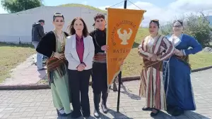 Σκήτη Κοζάνης: Τιμή και Δόξα Σκήτη Κοζάνης: Τιμή και Δόξα