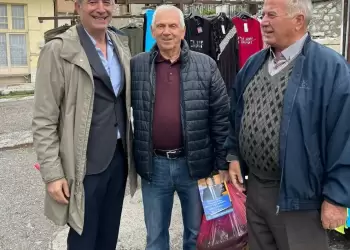 Συνέχεια της περιοδείας του Στάθη Κωνσταντινίδη στο Βόιο - Επίσκεψη στην Εράτυρα Συνέχεια της περιοδείας του Στάθη Κωνσταντινίδη στο Βόιο – Επίσκεψη στην Εράτυρα