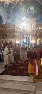 Θεία λειτουργία στον Ιερό Ναό Αγίων Κωνσταντίνου και Ελένης Μαυροδενδρίου