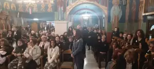 Θεία λειτουργία στον Ιερό Ναό Αγίων Κωνσταντίνου και Ελένης Μαυροδενδρίου