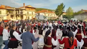 Το Τρανόβαλτο “Πανηγύρισε” Το Τρανόβαλτο “Πανηγύρισε”