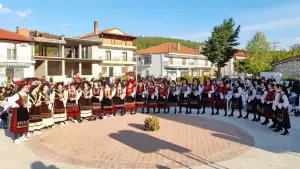 Το Τρανόβαλτο “Πανηγύρισε” Το Τρανόβαλτο “Πανηγύρισε”