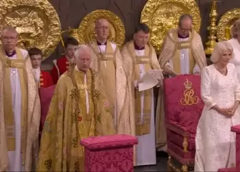 Βρετανία: Ο Κάρολος στέφθηκε βασιλιάς