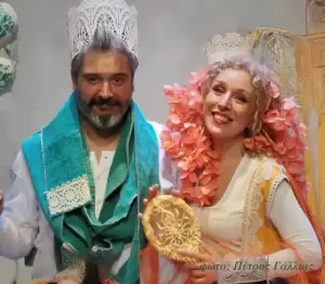 H παράσταση «Παραμύθι χωρίς όνομα» στο Υπαίθριο Δημοτικό Θέατρο Κοζάνης H παράσταση «Παραμύθι χωρίς όνομα» στο Υπαίθριο Δημοτικό Θέατρο Κοζάνης