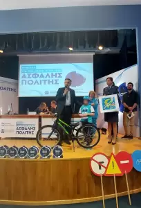 Γ. Κασαπίδης: «Η Οδική Ασφάλεια είναι υπόθεση όλων μας» Γ. Κασαπίδης: «Η Οδική Ασφάλεια είναι υπόθεση όλων μας»