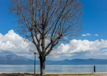 Ο Καιρός σήμερα για Κοζάνη και Δυτική Μακεδονία: Αίθριος με συννεφιά και άνοδος της θερμοκρασίας την Παρασκευή