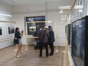 Κοζάνη: Φως, χρώματα, λάμψη... Κοζάνη: Φως, χρώματα, λάμψη…