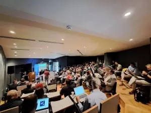 Αγώνας δρόμου για την απορρόφηση πόρων του ταμείου ΔΑΜ Κοζάνη: Ολοκληρώθηκαν οι εργασίες της Εδαφικής Επιτροπής Δίκαιης Αναπτυξιακής Μετάβασης στην Κοβεντάρειο Βιβλιοθήκη