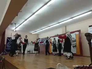 Πάνω από 180 χορευτές παρουσιάζουν ένα μοναδικό θέαμα