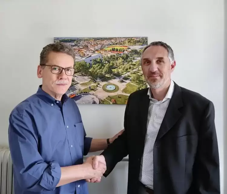 Ο Σπύρος Γκαραβέλλας στις αυτοδιοικητικές εκλογές του Οκτώβρη θα είναι υποψήφιος με την “Ενότητα” Ο Σπύρος Γκαραβέλλας στις αυτοδιοικητικές εκλογές του Οκτώβρη θα είναι υποψήφιος με την “Ενότητα”