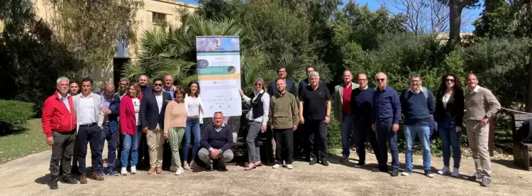 Συνάντηση Εταίρων SITRANS - Τμήμα Περιφερειακής και Διασυνοριακής Ανάπτυξης Συνάντηση Εταίρων Sitrans – Τμήμα Περιφερειακής και Διασυνοριακής Ανάπτυξης