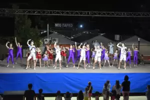 Φλώρινα: Εντυπωσίασε η εκδήλωση επίδειξης ρυθμικής, γενικής γυμναστικής, σύγχρονου χορού και zumba Φλώρινα: Εντυπωσίασε η εκδήλωση επίδειξης ρυθμικής, γενικής γυμναστικής, σύγχρονου χορού και zumba