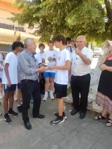 Αιανή Κοζάνης: Επίσκεψη ομάδας μαθητών και καθηγητών της Πολιτείας του Connecticut των ΗΠΑ Αιανή Κοζάνης: Επίσκεψη ομάδας μαθητών και καθηγητών της Πολιτείας του Connecticut των ΗΠΑ