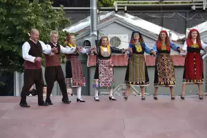 Αναβίωσε το έθιμο του Άη Γιάννη του Κλήδονα