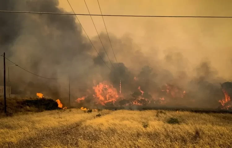Από 13 Ιουλίου Έχουν Εκδηλωθεί 500 Πυρκαγιές